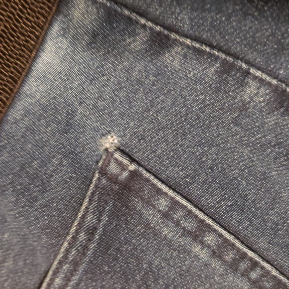 Peter Nygard Women's Straight Leg Jeans in Navy - Picture 10 of 10